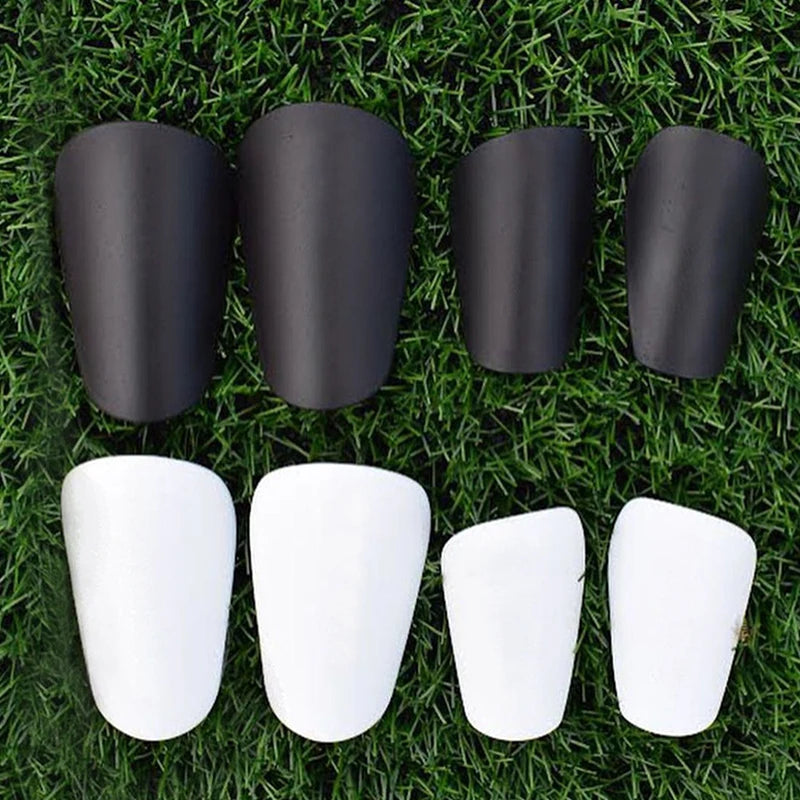 1 Pair of Mini Lightweight Portable Soccer Shin Guards Wear Resistant Shock Absorbing Leg Guards Soccer Training Shank Plates